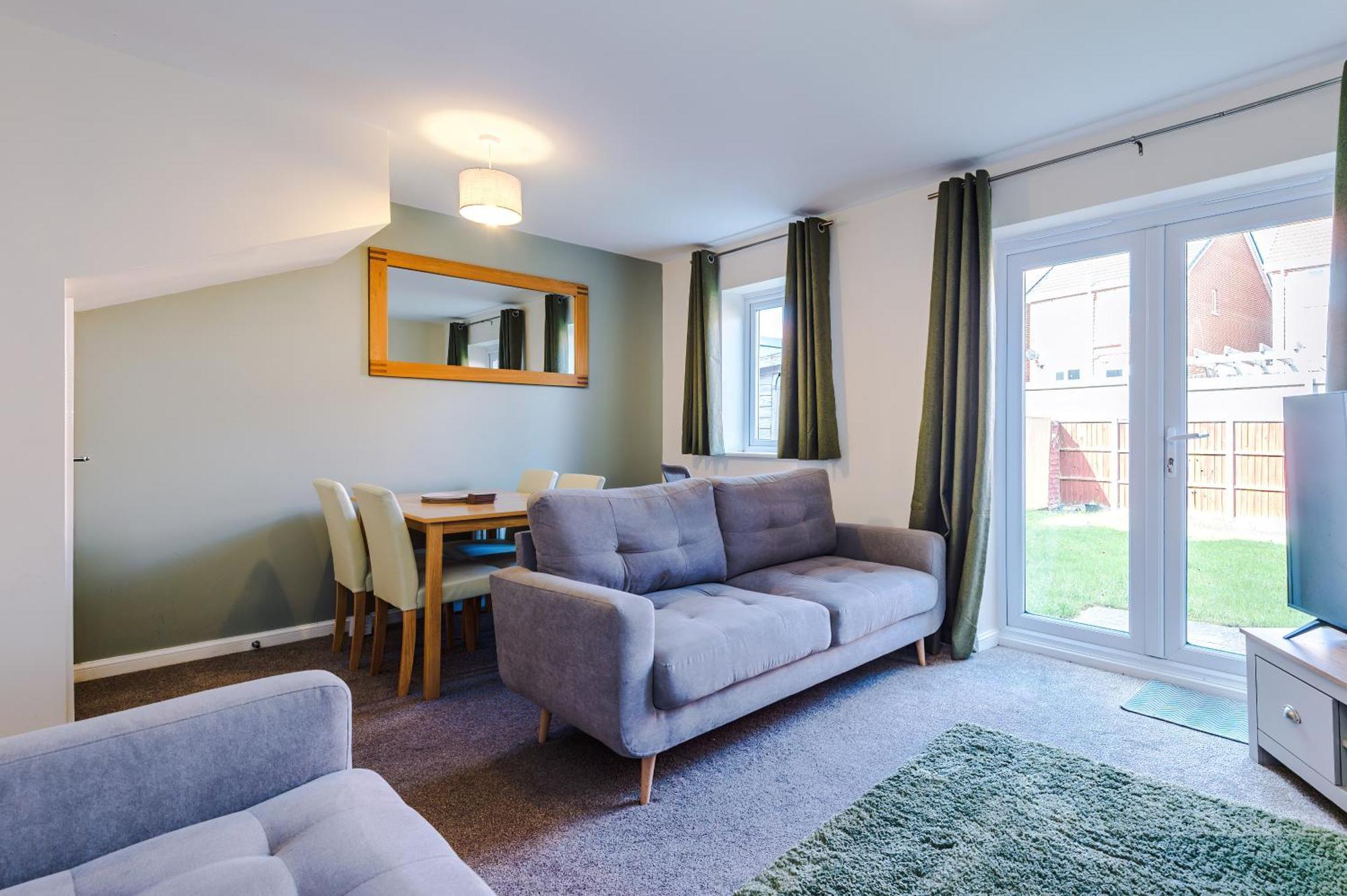 Villa Modern Semi Detached In A Quiet Location, Driveway Parking à Ewloe Extérieur photo
