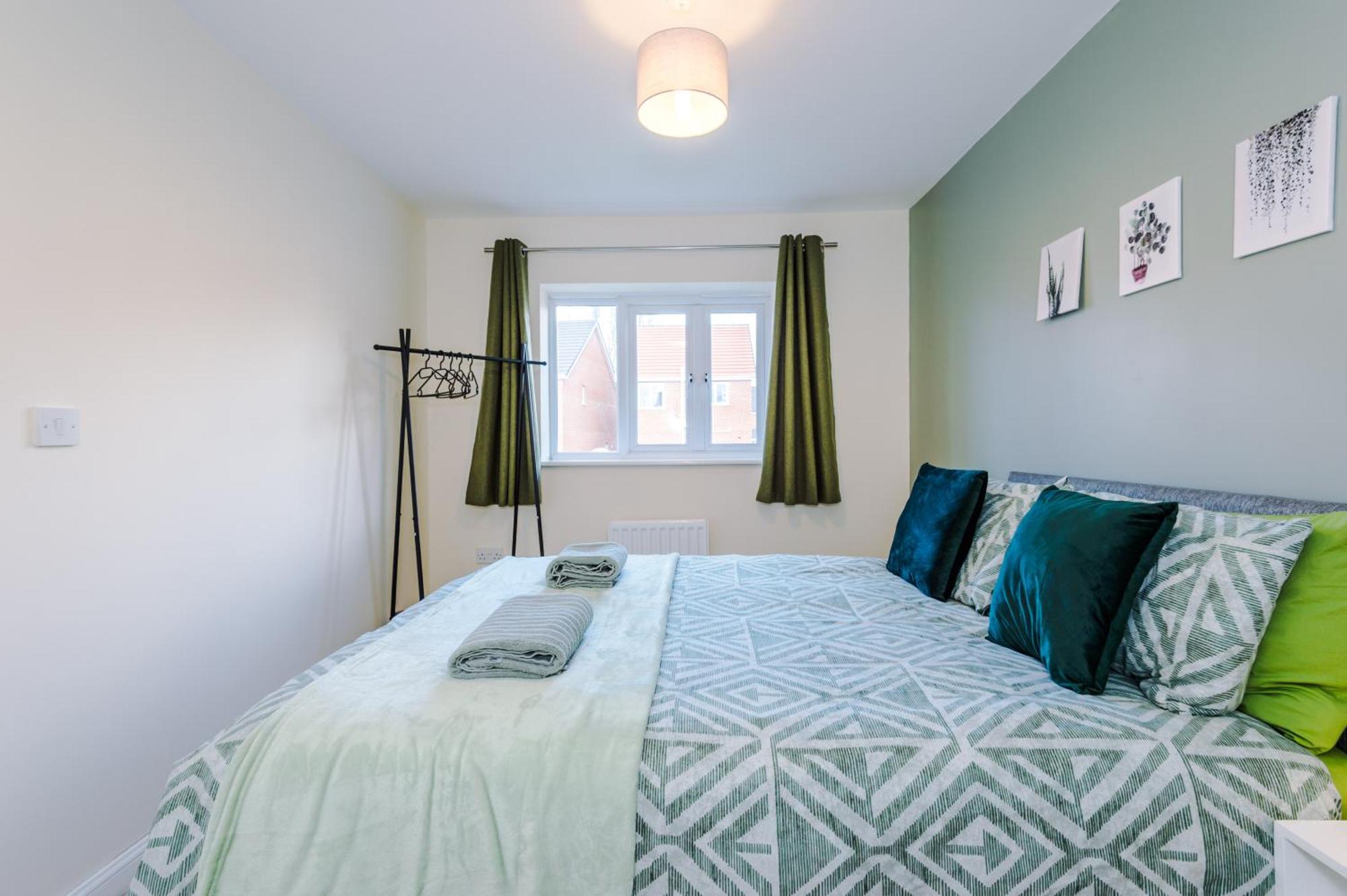 Villa Modern Semi Detached In A Quiet Location, Driveway Parking à Ewloe Extérieur photo
