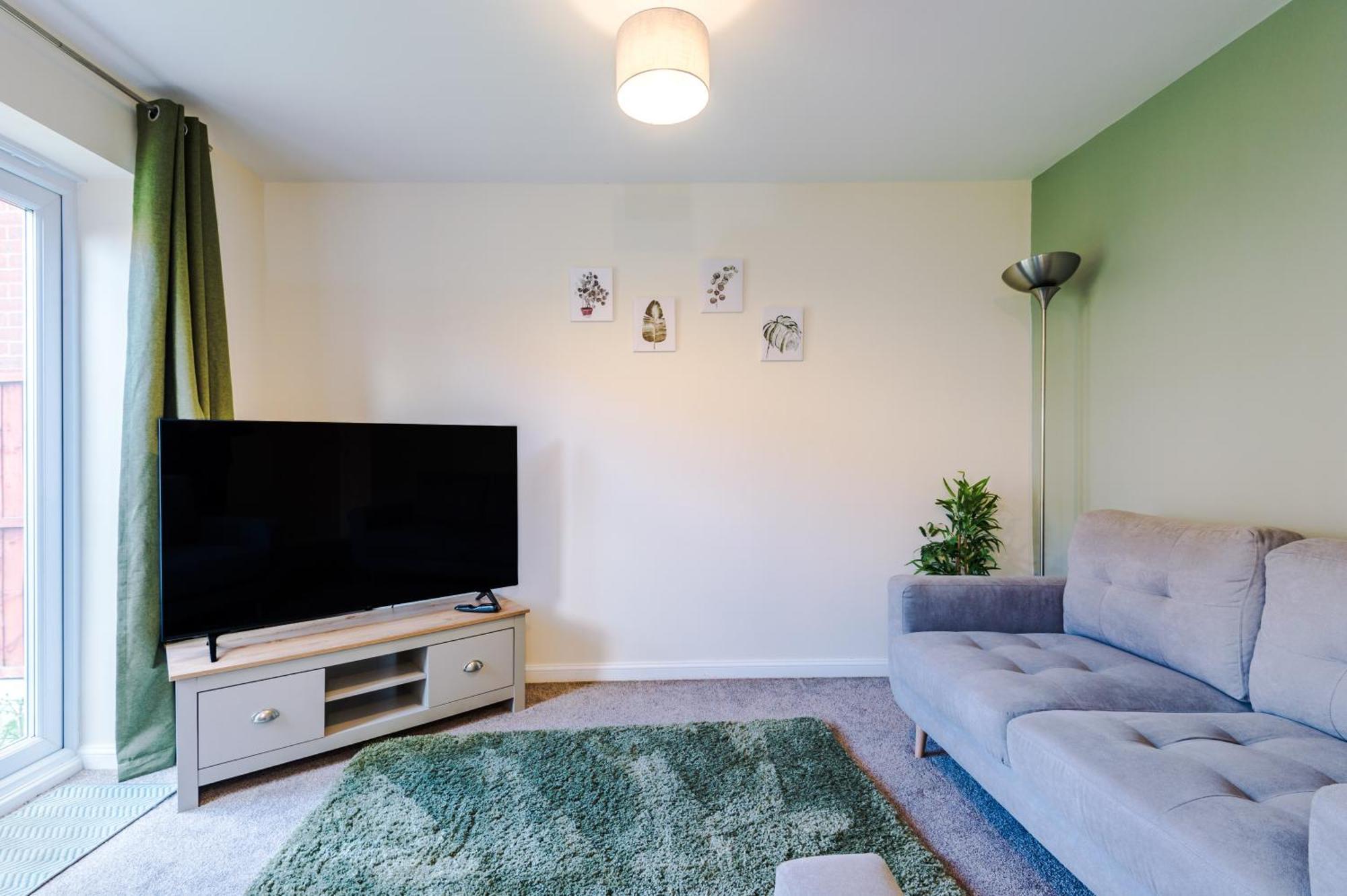 Villa Modern Semi Detached In A Quiet Location, Driveway Parking à Ewloe Extérieur photo